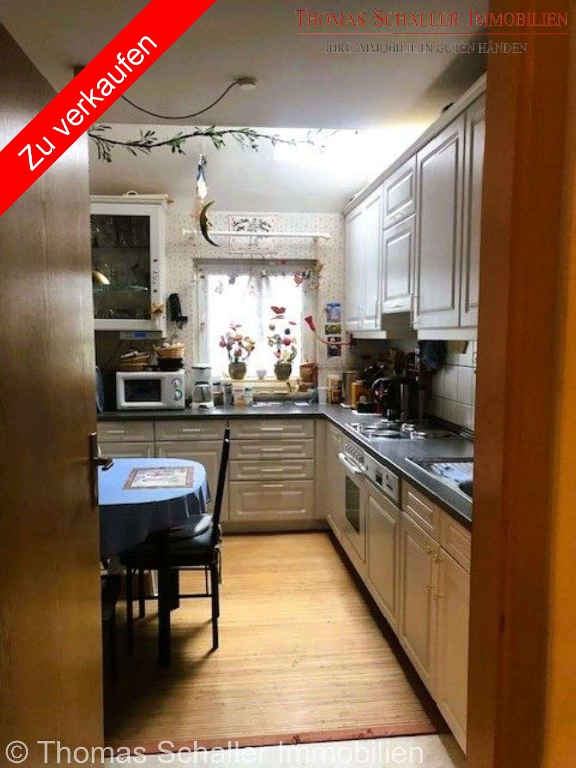 Immobilie in Burgthann - Attraktive 4-Zimmer-Wohnung mit Loggia und 2 Tiefgaragenstellplätzen in Burgthann - Bild 2