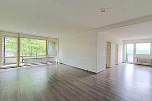 Gemütliche 3 Zimmerwohnung in Siegen mit tollem Ausblick – Ypernstr. 188, 57072 Siegen – Vorschaubild 2