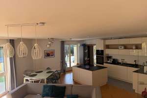 Befristet 1 Jahr: Exklusive 4-Zimmer-Erdgeschosswohnung mit großer Terrasse in München-Harlaching – Die vollständige Adresse der Immobilie erhältst du vom Anbieter., 81543 Siebenbrunn, München – Vorschaubild 2