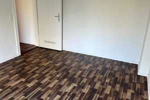 Helle 2 Zimmer Erdgeschosswohnung mit Balkon zum 01.07.2025 neu vermietbar! – Am Leher Güterbahnhof 21, 27576 Bremerhaven – Vorschaubild 4