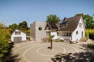 Moderne Villa in ruhiger Lage von Wilschenbruch – Die vollständige Adresse der Immobilie erhältst du vom Anbieter., 21337 Wilschenbruch, Lüneburg – Vorschaubild 2