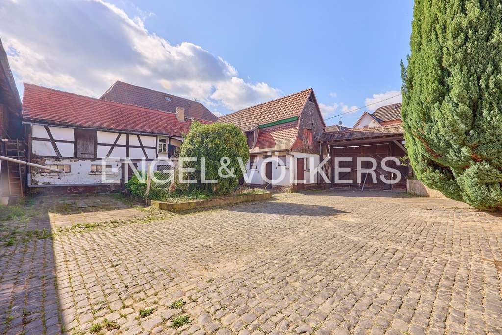 Immobilie in Roßdorf - Entdecken Sie die Magie dieses denkmalgeschützten Anwesens! - Bild 2