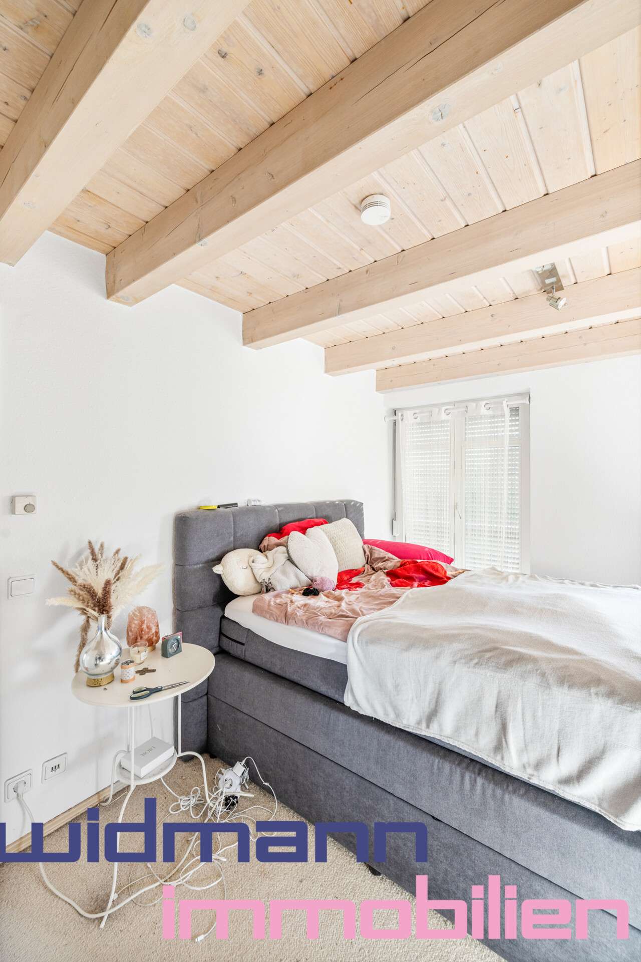 Immobilie in Schönaich - Wohnen wie im eigenen Haus – charmante Maisonettewohnung im Herzen von Schönaich - Bild 0