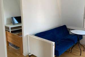 Voll möblierte 2-Zimmer-Wohnung in zentraler Lage in Ffm – 60486 Bockenheim, Frankfurt am Main – Vorschaubild 2