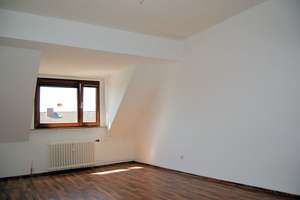Interessantes Anlageobjekt: modernisierte Dachgeschosswohnung in Bonn-Duisdorf – Die vollständige Adresse der Immobilie erhältst du vom Anbieter., 53123 Duisdorf, Bonn – Vorschaubild 6