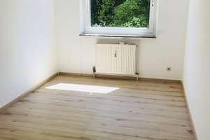 Wohnung nur bis April 2028 - 4 Zimmer-Wohnung mit EBK – Südring 94, 55128 Bretzenheim, Mainz – Vorschaubild 7