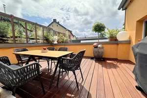 ***Energieeffizientes, renoviertes Raumwunder (ca. 300 m² Fläche) - Ein exklusives Traumhaus*** – Mönchengladbach – Vorschaubild 6