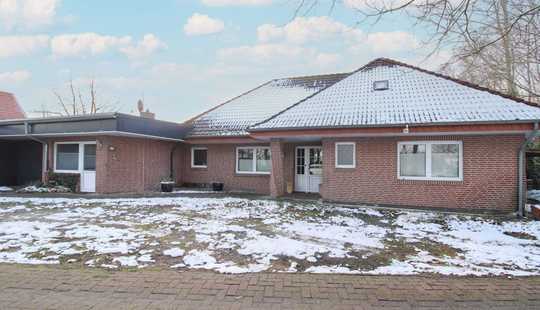 Bild von Eigenheim mit Garten und 2 Carportstellplätzen in Neubörger