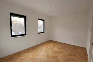 Reinickendorf: Letteallee: ERSTBEZUG im EIGENEN HAUS + GARTEN: 4 - 6 Zi. - 150-200 m² ab SOFORT
