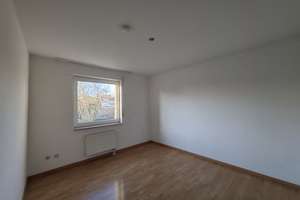 3-Familienhaus 230 m² mit Balkonen, Garten, Garagen u. Stellplätzen – Die vollständige Adresse der Immobilie erhältst du vom Anbieter., 52428 Jülich – Vorschaubild 11