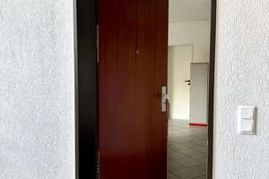 1.OG + HAUS SCHUCHT KREFELD; 2-Zimmer-Wohnung mit Balkon und Tiefgaragenstellplatz in beliebter Lage – Uerdingerstraße 149, 47799 Cracau, Krefeld – Vorschaubild 3