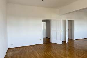 Bezugsfreie 3-Zimmer-Wohnung im Henselmannbau, unweit dem Strausberger Platz ***Lift***Wannenbad*** – Die vollständige Adresse der Immobilie erhältst du vom Anbieter., 10243 Friedrichshain, Berlin – Vorschaubild 7