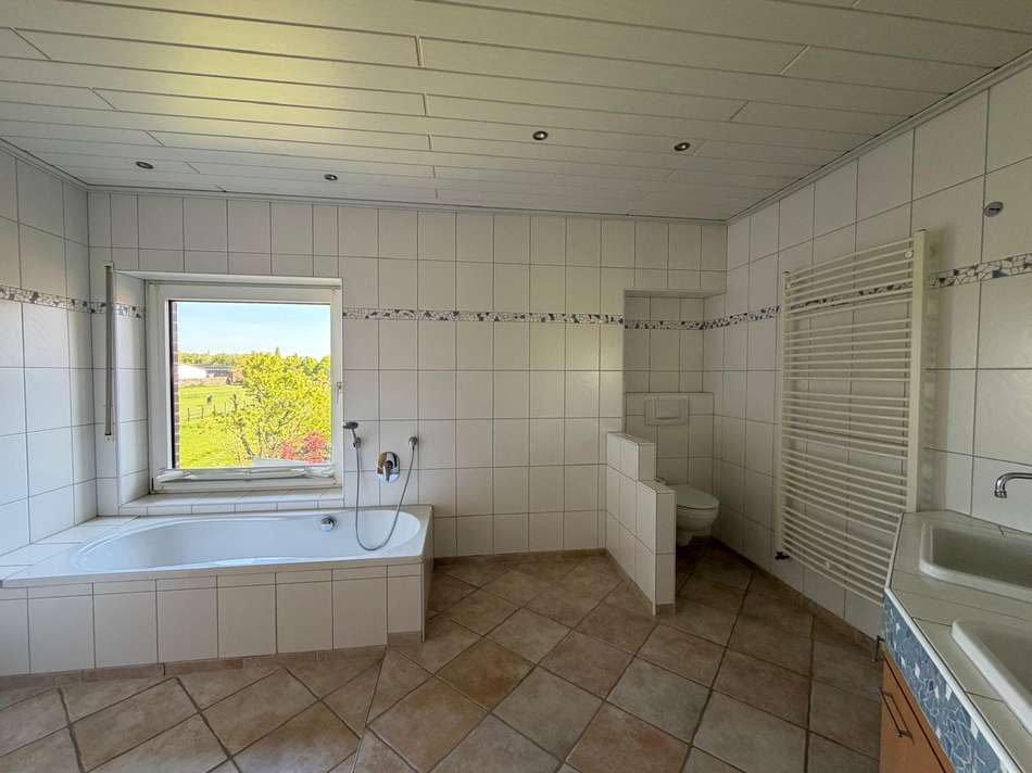 Vollbad im Obergeschoss