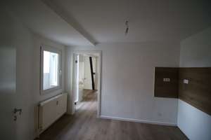 Schöne, helle 2/3 Zimmerwohnung, Balkon, zentral, Altbau – Ludwigstraße 47, 42105 Elberfeld, Wuppertal – Vorschaubild 8