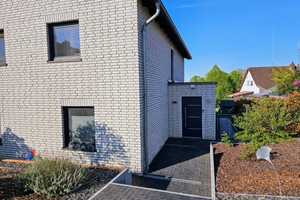 Modernes Familienidyll - Ihr neues Wohlfühl-Zuhause in Wolfsburg - Hattorf – Wolfsburg – Vorschaubild 1