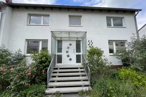 Doppelhaushälfte mit Garage und kleinem Garten.
Individuelle Raumaufteilung  – Göttingen (Kreis) – Vorschaubild 1