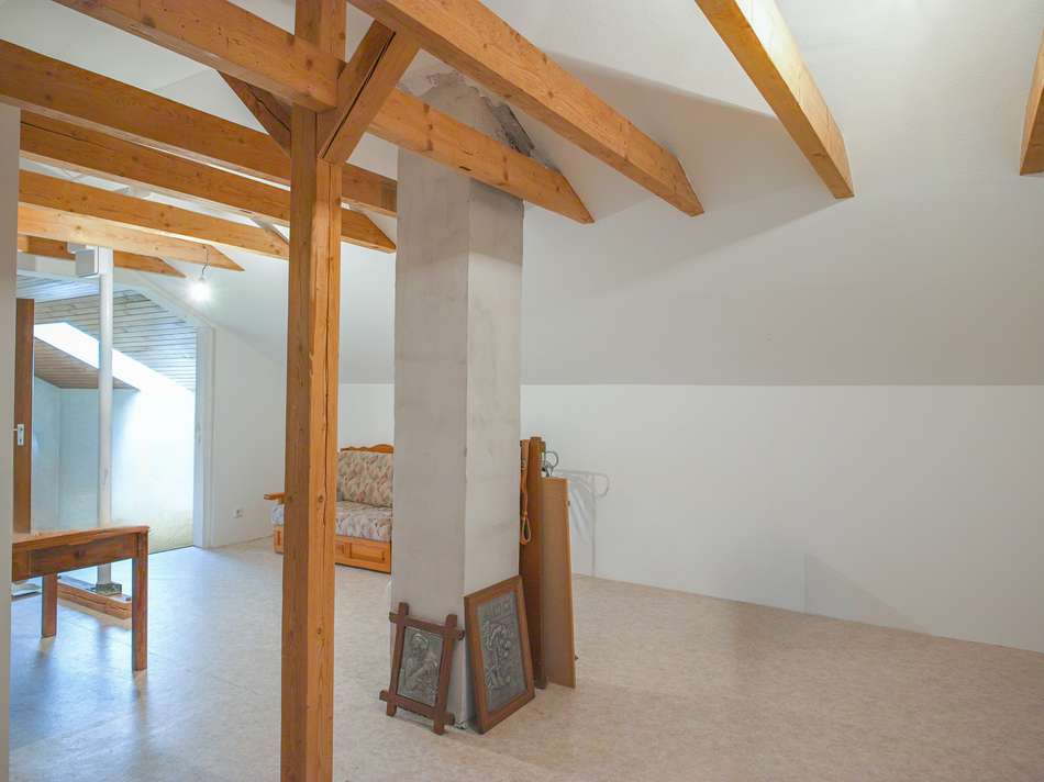 Wohnzimmer (DG)