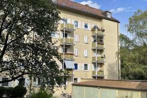Sendling-Westpark - Großzügige 4-Zimmer-Wohnung mit Wohnküche und Südwestbalkon