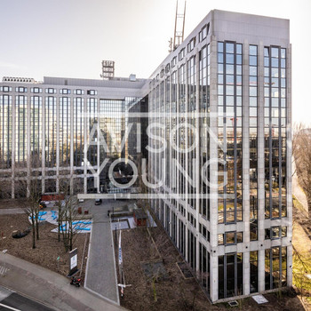 Ihr Business-Standort mit Weitblick – Flexible Büros am Seestern 