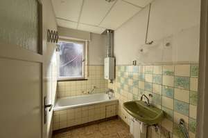 Interessantes Mehrfamilienhaus mit Gewerbeflächen & Potential in zentraler Lage von Vaihingen – Die vollständige Adresse der Immobilie erhältst du vom Anbieter., 70563 Vaihingen-Mitte, Stuttgart – Vorschaubild 20