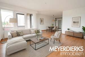 Damm-renovierte 3-Zi.-Wohnung im Gerichtsviertel mit Fahrstuhl und Balkon