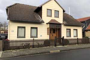 Freistehendes Haus mit fünf Zimmern in Lehre in idealer Lage zwischen BS und WOB