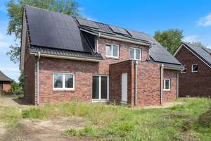 Familienglück!
Neubau Doppelhaushälften in Martfeld! – Die vollständige Adresse der Immobilie erhältst du vom Anbieter., 27327 Martfeld – Vorschaubild 6