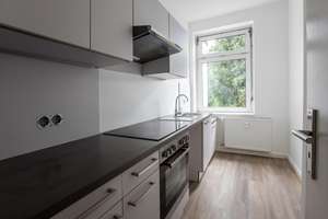 Helle sanierte 2-Zimmer-Altbauwohnung mit Einbauküche im Reiherstiegviertel – Veringstraße 10, 21107 Wilhelmsburg, Hamburg – Vorschaubild 3