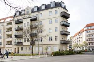 Altbauwohnung mit großer Terrasse in ruhiger Innenhoflage nahe Ringbahn/U5 – provisionsfrei – Schreinerstraße 32, 10247 Friedrichshain, Berlin – Vorschaubild 14