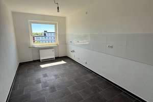 Toll Wohnen mit Ausblick - Frisch sanierte 2 Zimmer-Wohnung – Frankenweg 27, 44867 Westenfeld, Bochum – Vorschaubild 2