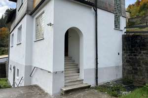 Modernisiertes Einfamilienhaus mit Garten, Terrasse und viel Platz in ruhiger Wohnlage – Die vollständige Adresse der Immobilie erhältst du vom Anbieter., 96337 Ludwigsstadt – Vorschaubild 9