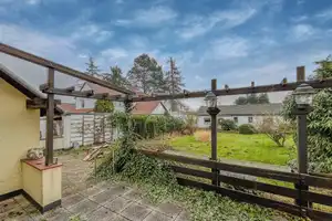 Platzwunder! Haus mit großem Grundstück und Garage in Bestlage! – Braunschweig – Vorschaubild 4