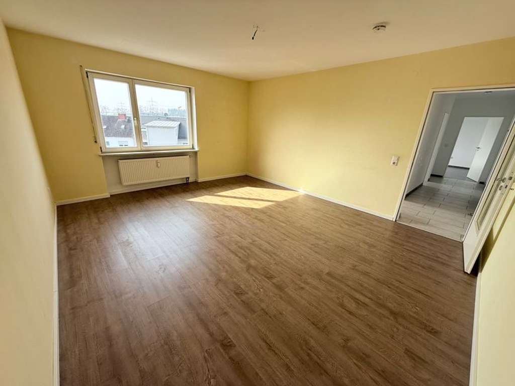 Immobilie in Dasing - Provisionsfrei - Helle 2-Zimmer Wohnung mit Balkon im 1. OG in Dasing - Bild 2