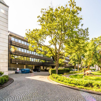 Moderne Campus Bürofläche am Rhein | flexible Raumaufteilung möglich | viele Stellplätze