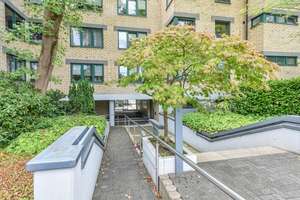 Großzügige 3-Zimmer-Wohnung mit ca. 108 m², 2 Bädern, Loggia und viel Gestaltungspotenzial. – Die vollständige Adresse der Immobilie erhältst du vom Anbieter., 42697 Ohligs/Aufderhöhe/Merscheid, Solingen – Vorschaubild 2