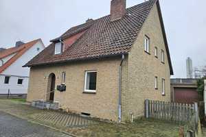 Saniertes Mehrfamilienhaus mit großer Dachterrasse in ruhiger - dennoch zentraler Lage, Uelzen – Rupertusweg 6, 29525 Uelzen (Kreis) – Vorschaubild 2