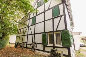 Heimwerker aufgepasst! * Freist. Fachwerkhaus * Renovierungsbedarf * Ausbaureserve Speicher  – Die vollständige Adresse der Immobilie erhältst du vom Anbieter., 51381 Bergisch Neukirchen, Leverkusen – Vorschaubild 3