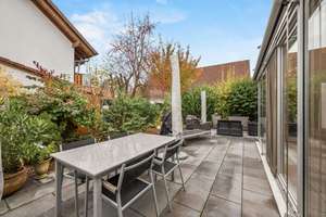 EEK B: Einfamilienhaus in architektonischer Raffinesse und großzügigem Wohnkomfort – Die vollständige Adresse der Immobilie erhältst du vom Anbieter., 85452 Moosinning – Vorschaubild 13