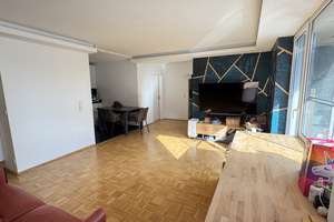 Helle 3-Zimmer-Wohnung mit 2 Balkonen, Walk-in-Garderobe & hochwertiger Wohnküche in Köln-Nippes