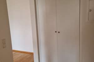 Helle, gepflegte 2-Zimmer-Wohnung mit Balkon und Einbauküche in Friedenheim - ab Oktober verfügbar – 80687 Friedenheim, München – Vorschaubild 6