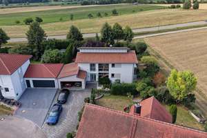 185 m² KFW-60 Einfamilienhaus mit Erdwärme, PV und Doppelgarage bei Neuburg – Die vollständige Adresse der Immobilie erhältst du vom Anbieter., 86697 Oberhausen – Vorschaubild 92