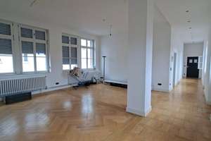 Stilvolle 4-Zimmer-Wohnung im historischen Fabrikensemble