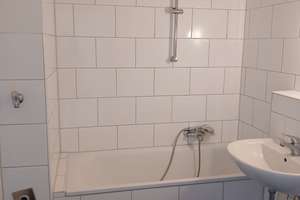 Modernisierte 3-Zimmer Wohnung mit Balkon in Sennestadt – Württemberger Allee 15, 33689 Sennestadt, Bielefeld – Vorschaubild 6
