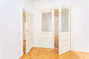 Schlossparknähe: Stilvoll sanierter Altbau mit teilgewerblicher Nutzungsmöglichkeit – Die vollständige Adresse der Immobilie erhältst du vom Anbieter., 14059 Charlottenburg, Berlin – Vorschaubild 6