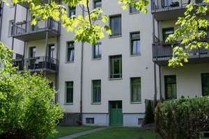 Wohnung mit Balkon ins Grüne und Bad mit Wanne - Einbauküche möglich – Lohrstraße 40, 9113 Schloßchemnitz, Chemnitz – Vorschaubild 4