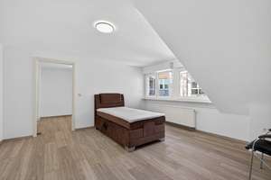 Citylage trifft Denkmalschutz!
Modernisiert, sofort bezugsfertig & nachhaltig attraktiv – Die vollständige Adresse der Immobilie erhältst du vom Anbieter., 76133 Innenstadt-West, Karlsruhe – Vorschaubild 18