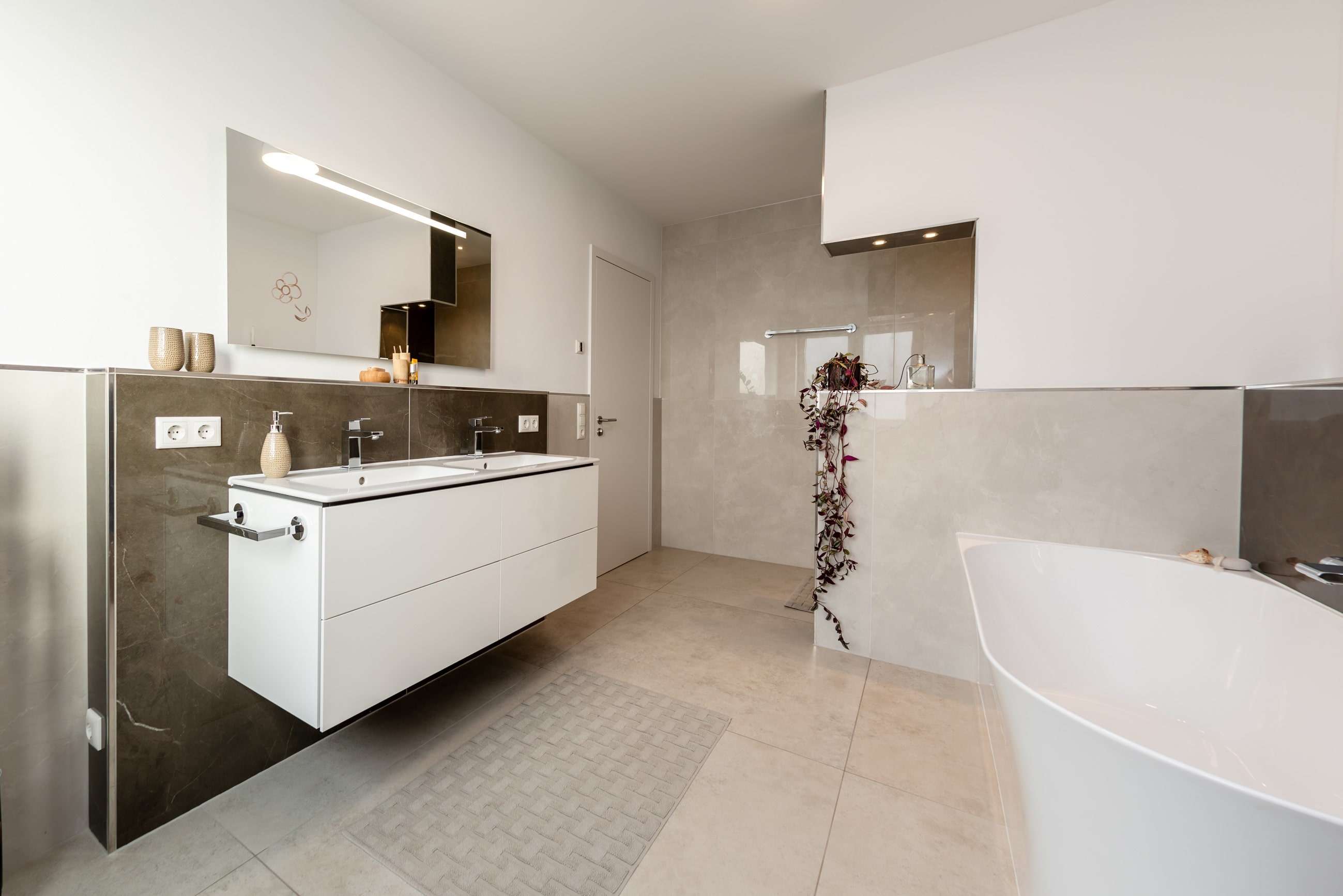 Immobilie in Braunweiler - Exklusive DHH mit hochwertiger Ausstattung und Dachterrasse mit Naturblick! - Bild 1