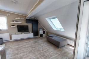Schöne 3 Zimmer Wohnung, vermietet, +PROVISIONSFREI+ Dachgeschoss in Berlin Buckow (Neukölln) – Die vollständige Adresse der Immobilie erhältst du vom Anbieter., 12353 Buckow, Berlin – Vorschaubild 4