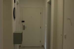 Vollausgestattete 2,5-Zimmer-Hochparterre-Wohnung mit Terrasse – Sandrartstrasse 22, 80687 St. Ulrich, München – Vorschaubild 9