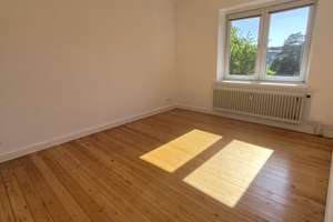 Zentral und charmant: 2,5-Zimmer-Wohnung in Kiel – Die vollständige Adresse der Immobilie erhältst du vom Anbieter., 24114 Südfriedhof, Kiel – Vorschaubild 3